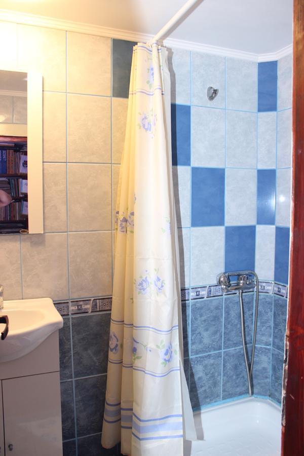 Csergo Ildiko Vendeghaz Hotel Lazarea Luaran gambar